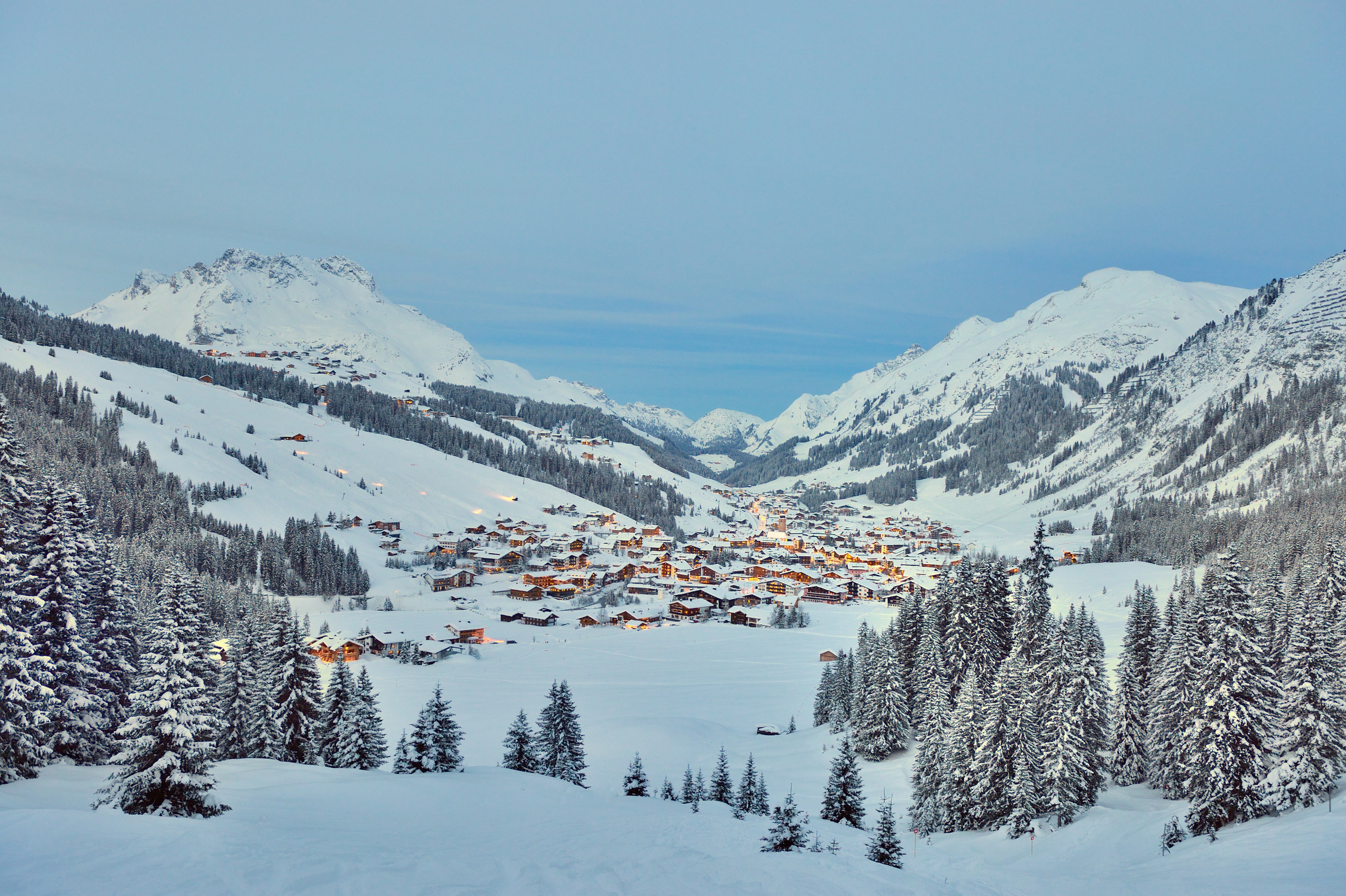 Top-Ski-Resorts-For-Intermediates