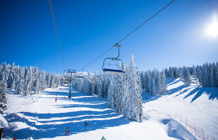 ski resorts with short transfers