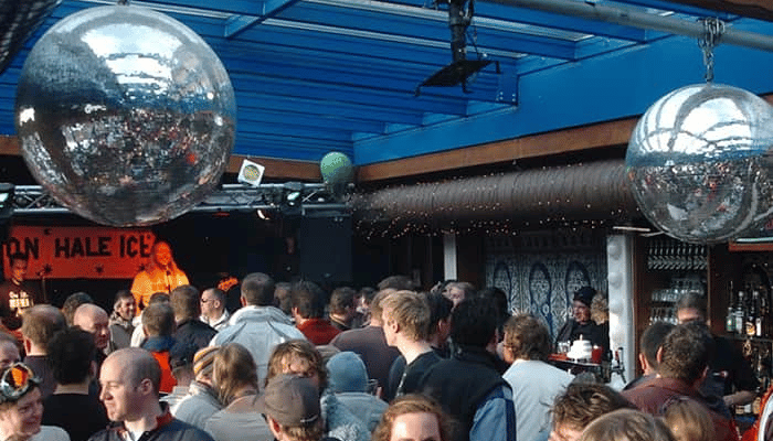 Le Yak one of the best bars for apres ski and nightlife in Avoriaz