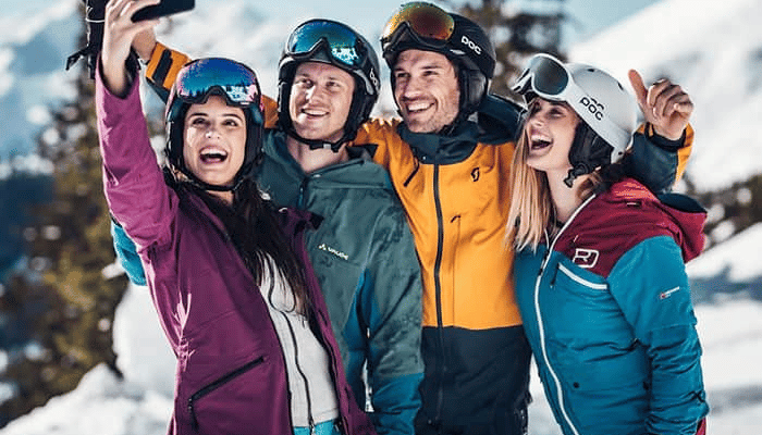 Learning together is one of the best benefits of group skiing holidays