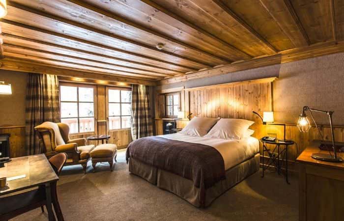 Our favourite luxury ski chalets bedrooms in France