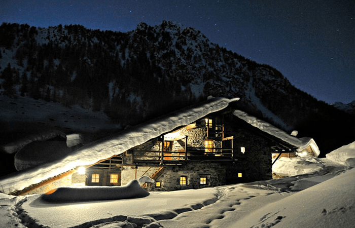 Hotellerie De Mascognaz Campoluc is a fantastic choice when considering a luxury ski hotel