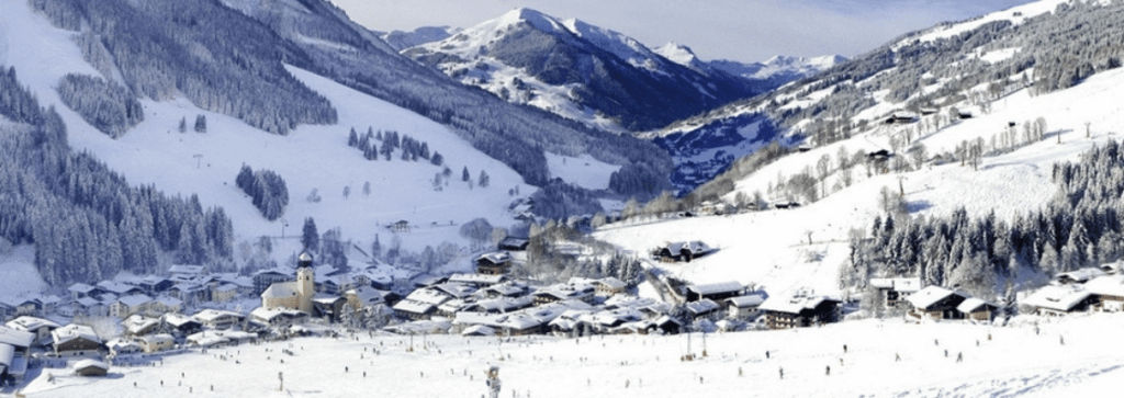 Best Snowboarding Resorts For Beginners - overlooking a ski resort