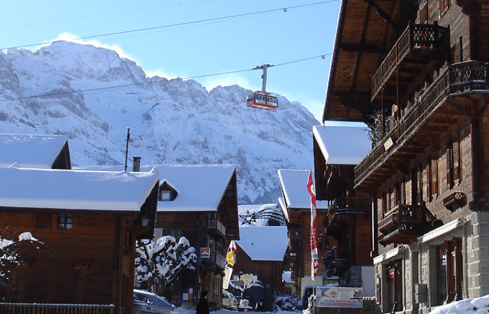 Swiss Ski Resorts Near Airports 
