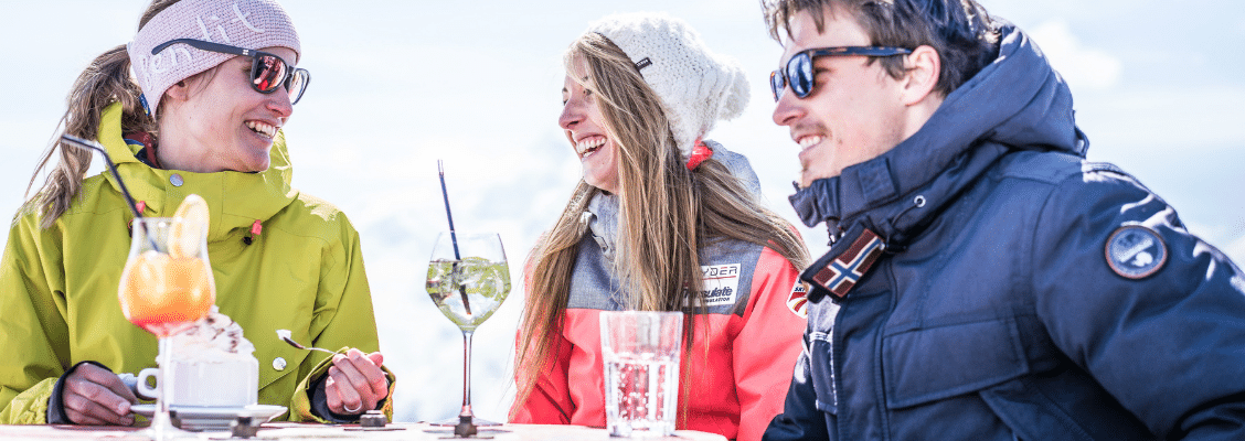 What does après ski mean? Drinks